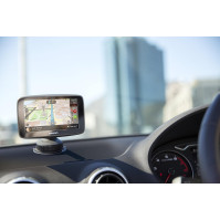 Satelitní navigace do auta TomTom GO 620 - 6", handsfree volání, Siri a Google Now, aktualizace Wi-Fi, mapy světa, zprávy ze sma